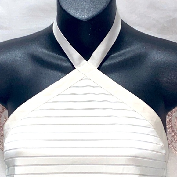 FLAGPOLE SWIM HALTER TOP LINED STRIPED SZ M - Picture 1 of 11